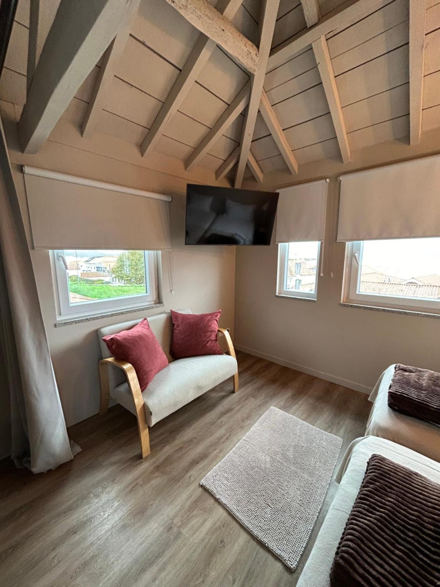 شقة Casas Sebastiao - Tourist House كامينيا الغرفة الصورة
