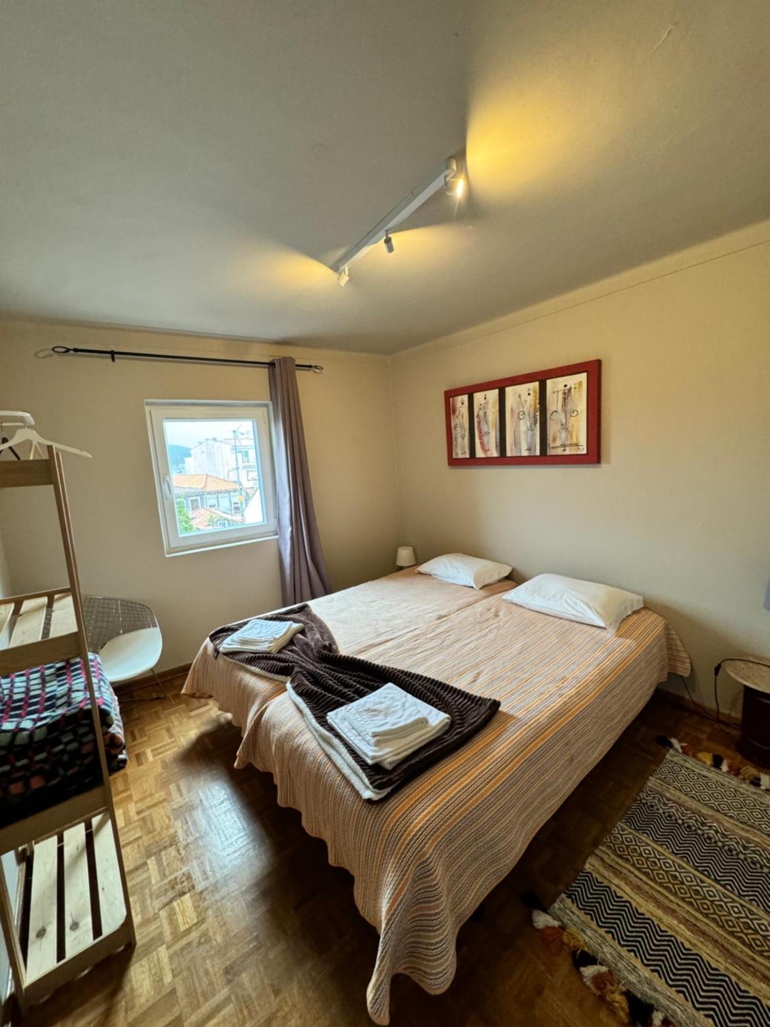 شقة Casas Sebastiao - Tourist House كامينيا الغرفة الصورة